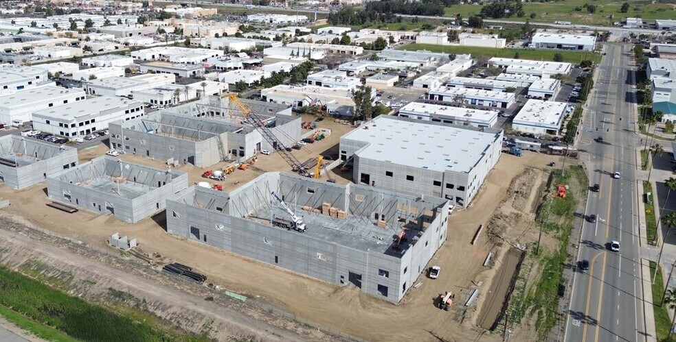 More Photos Of 539 Chaney St, Lake Elsinore Manufacturing For Sale