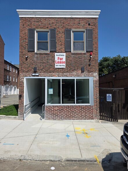 Primary Photo Of 23 Commonwealth Ave, Chestnut Hill Office For Lease