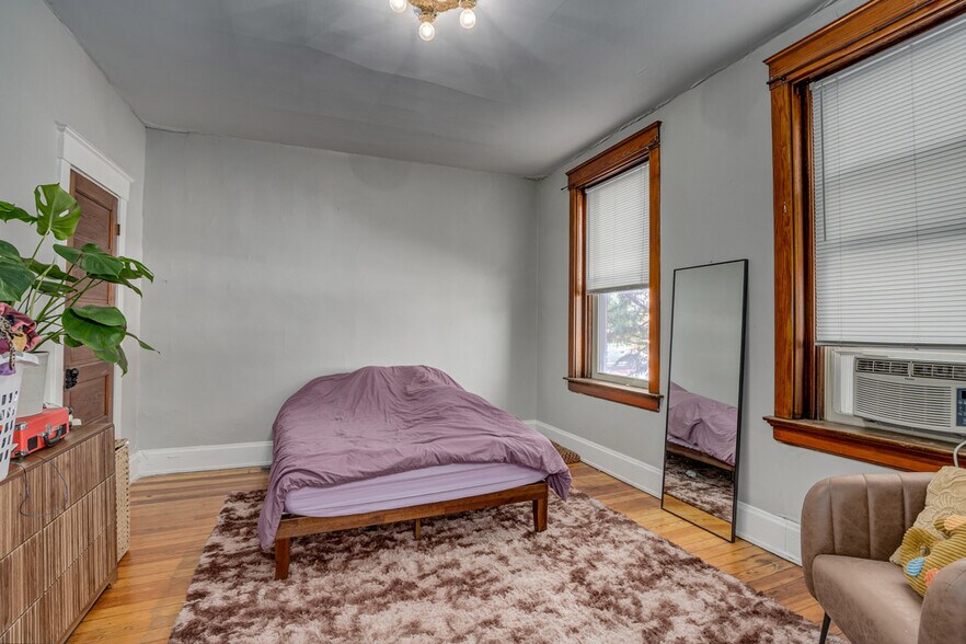 More Photos Of 1801 Chase Ave, Cincinnati Apartments For Sale