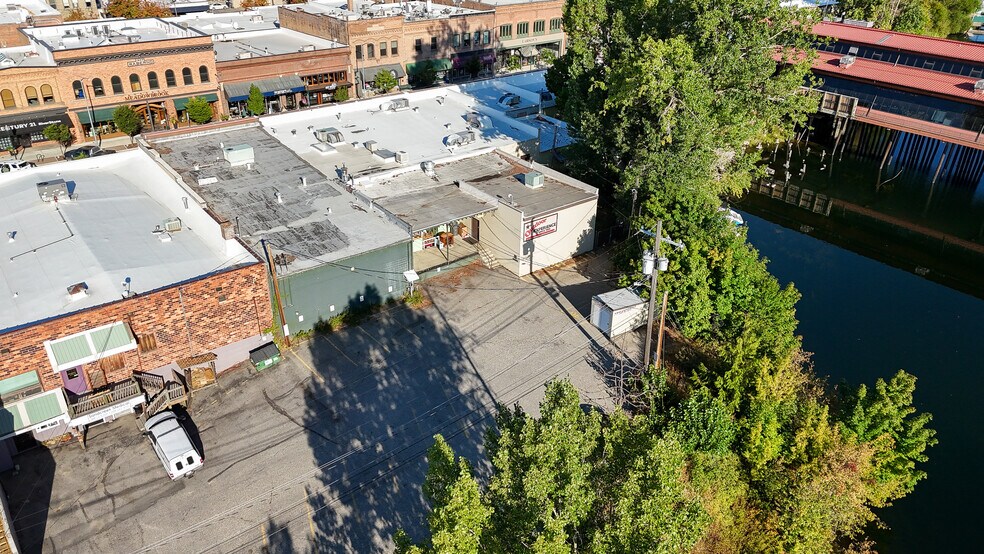 More Photos Of 308-326 N 1st Ave, Sandpoint Storefront For Sale