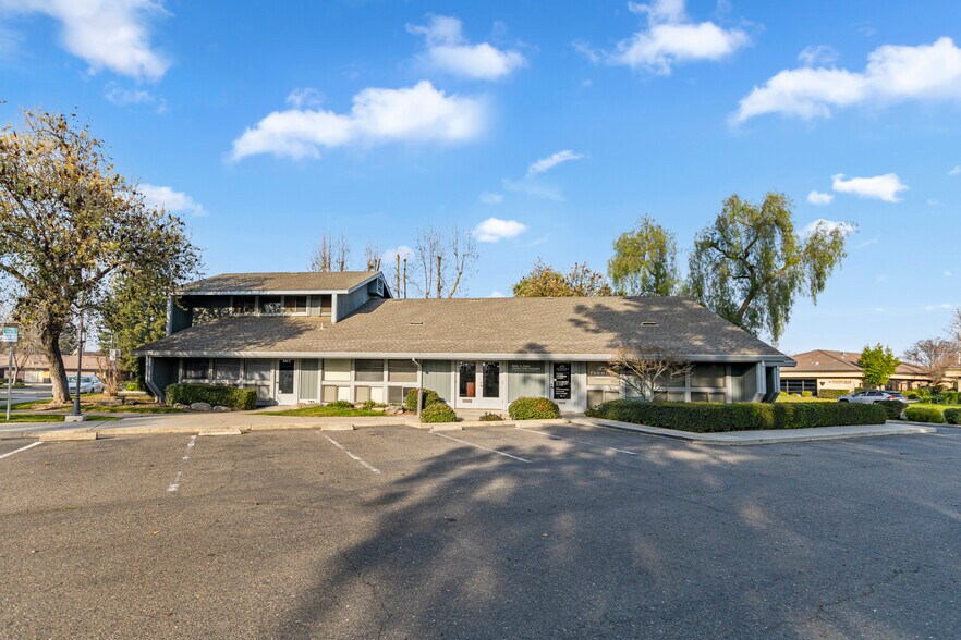 More Photos Of 3183 Collins Dr, Merced Medical For Sale