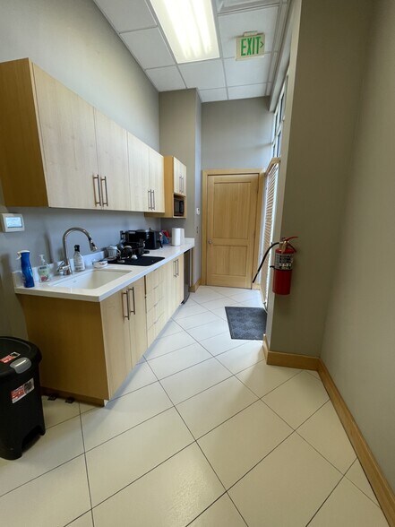 More Photos Of 1215 N 500 W, Provo Storefront For Lease