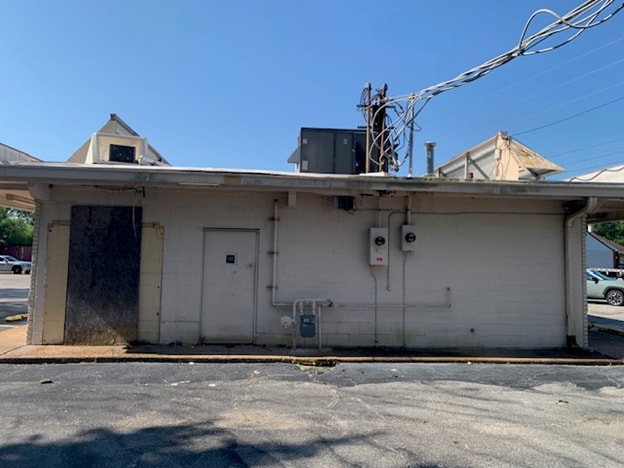 More Photos Of 5901 State St, East Saint Louis Fast Food For Sale