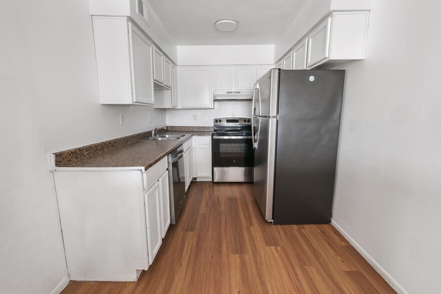 More Photos Of 3801 N 23rd Dr, Phoenix Apartments For Sale