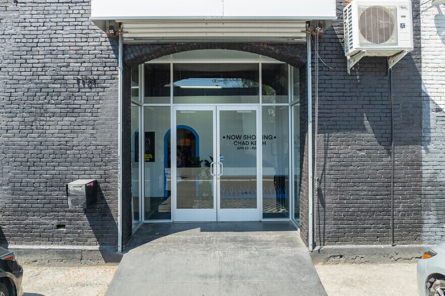 More Photos Of 1101-1135 E 5th St, Los Angeles Warehouse For Lease