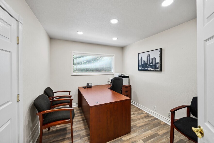More Photos Of 8336 Brentwood Blvd, Brentwood Office Residential For Sale