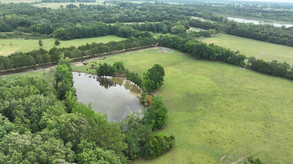 More Photos Of 9712 US Highway 31, Hope Hull Land For Sale