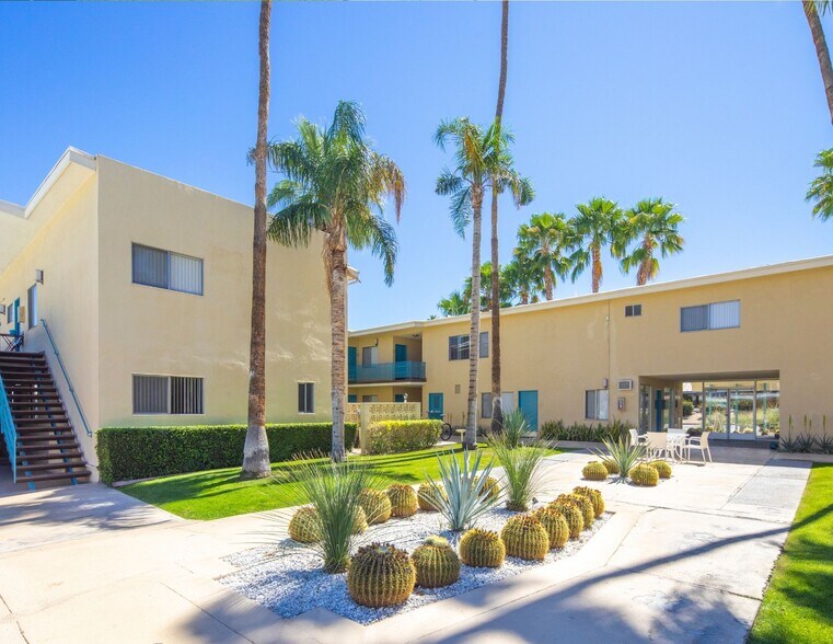 More Photos Of 1680 E Palm Canyon Dr, Palm Springs Apartments For Sale