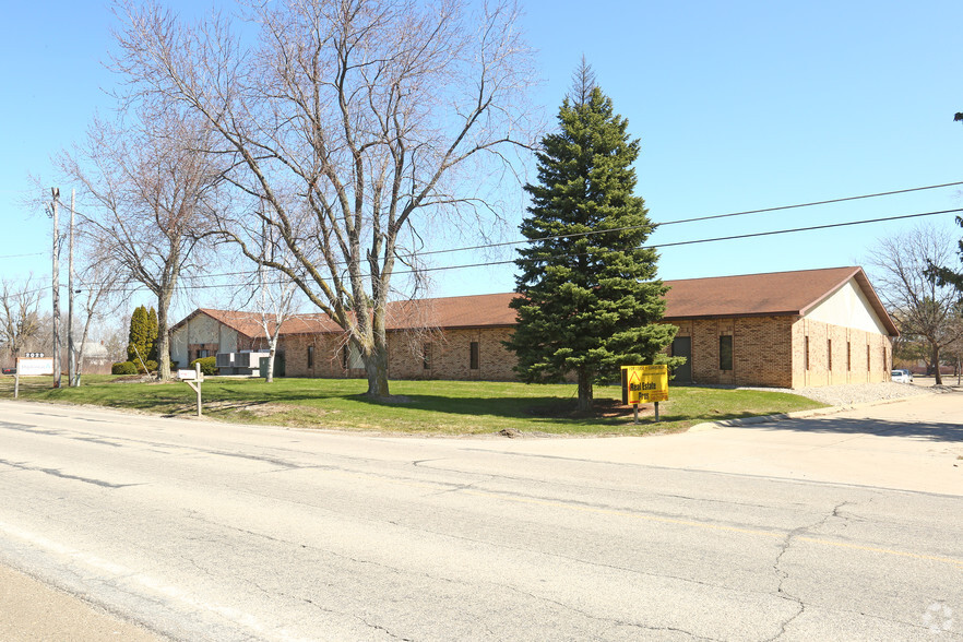 Primary Photo Of 2029 S Elms Rd, Swartz Creek Office For Lease