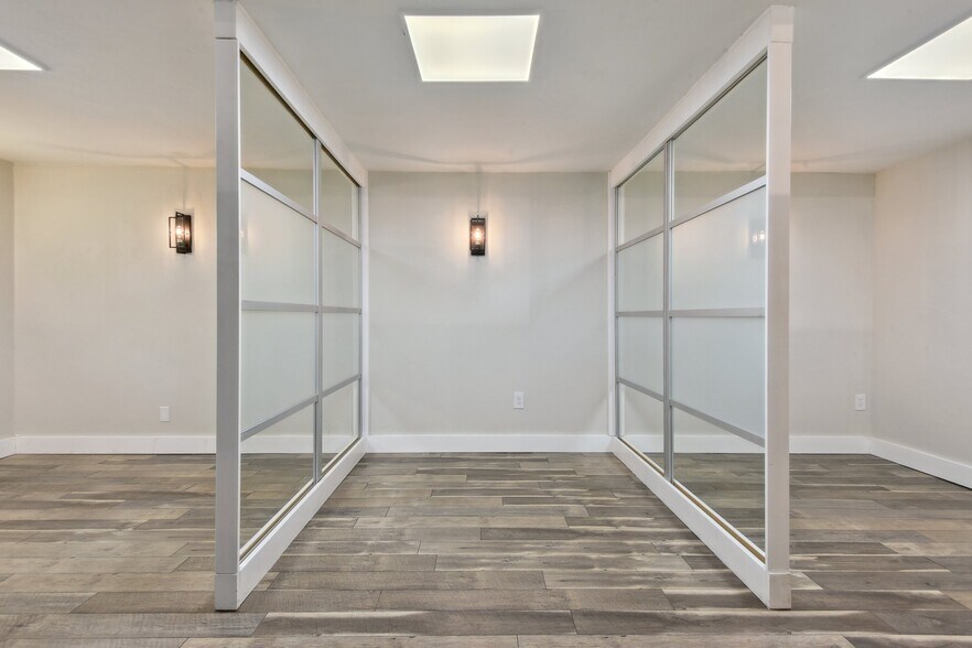 More Photos Of 2 Adams St, Denver Apartments For Sale