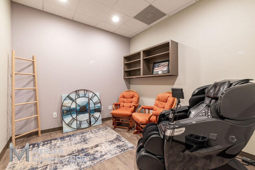 More Photos Of 3300 N Santa Fe Ave, Oklahoma City Warehouse For Sale