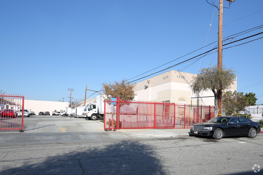 Primary Photo Of 1237 W 134th St, Gardena Warehouse For Lease