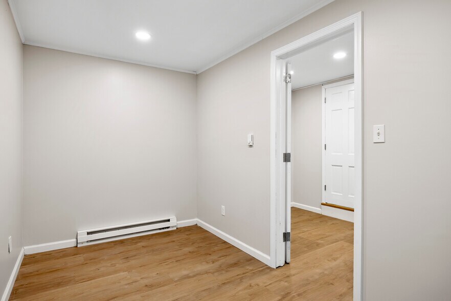 More Photos Of 205 Delaware Ave, Delmar Loft Creative Space For Lease