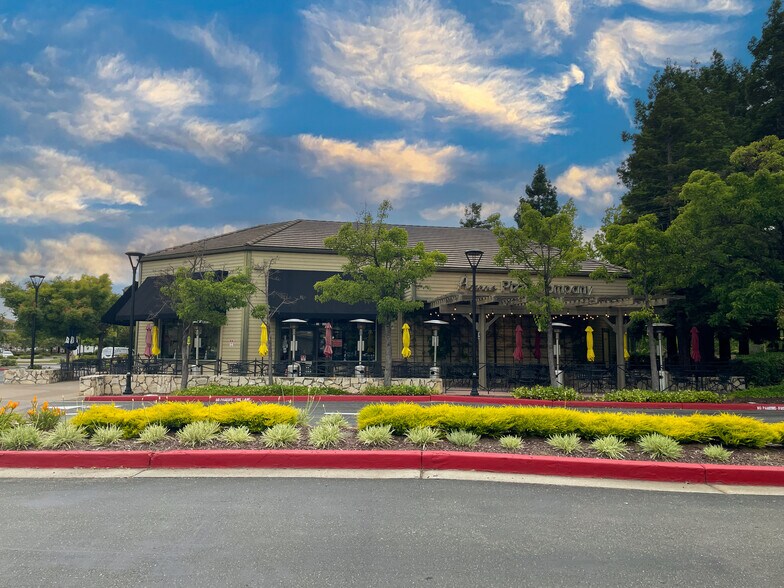 More Photos Of 3402-3498 Camino Tassajara, Danville Unknown For Lease