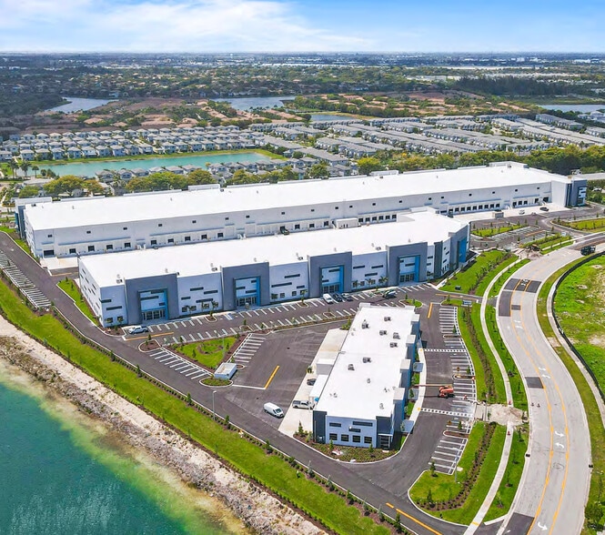 More Photos Of Park of Commerce Blvd, Homestead Unknown For Lease