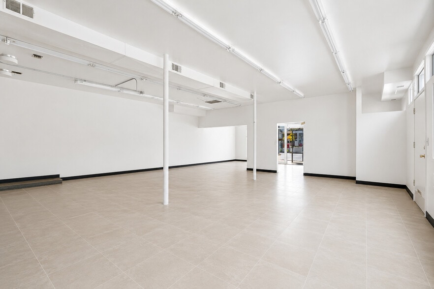 More Photos Of 485 Forest Ave, Glen Ellyn Storefront For Lease