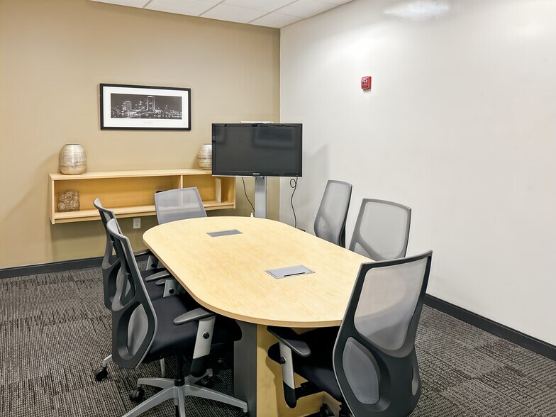 More Photos Of 4410 E Claiborne Sq, Hampton Coworking Space