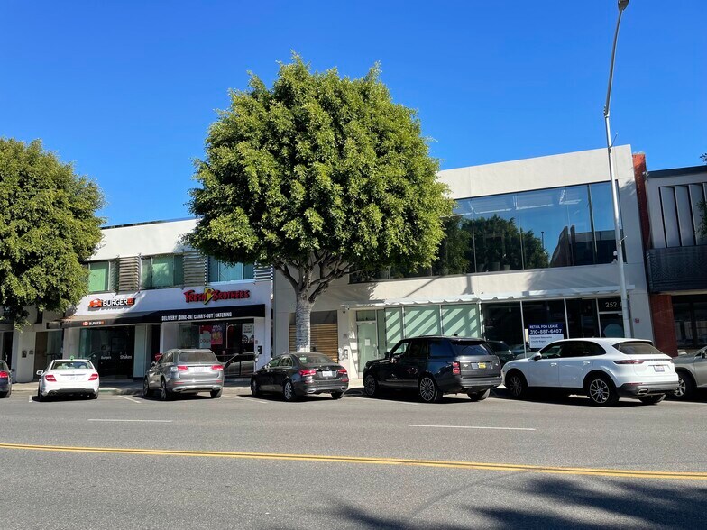 More Photos Of 252 S Beverly Dr, Beverly Hills Office For Lease