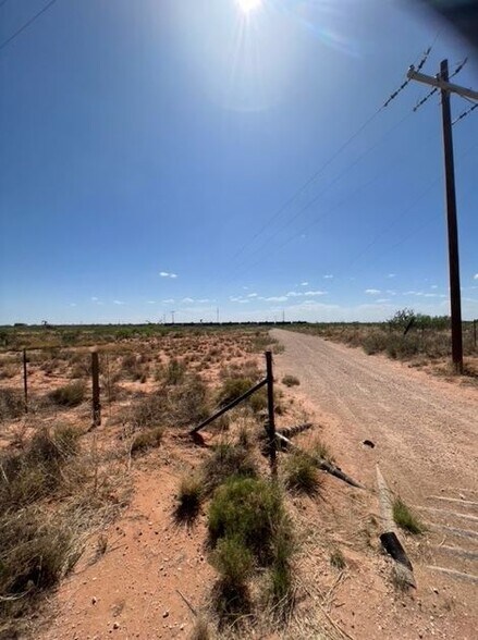 More Photos Of Rail Spur near Eunice, Eunice Land For Sale