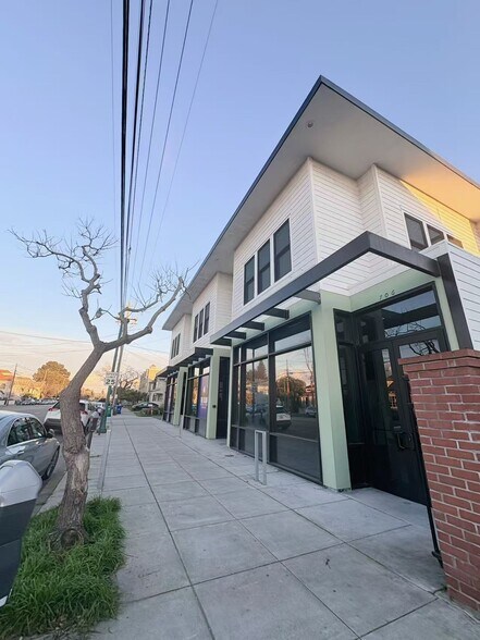 More Photos Of 706 Lincoln Ave, Alameda General Retail For Lease