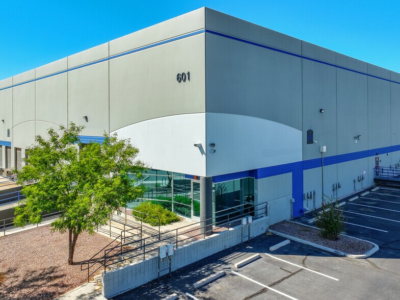 More Photos Of 601 S 54th St, Chandler Warehouse For Lease