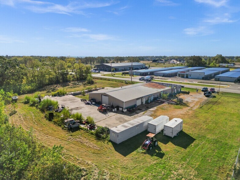 More Photos Of 2070 W Centerton Blvd, Centerton Warehouse For Sale