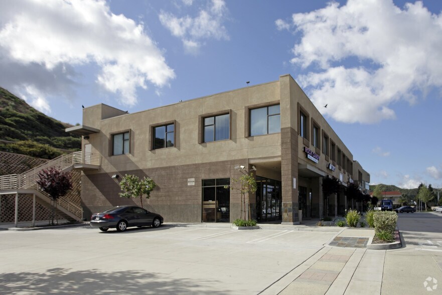 Primary Photo Of 28040 Bouquet Canyon Rd, Saugus Restaurant For Lease