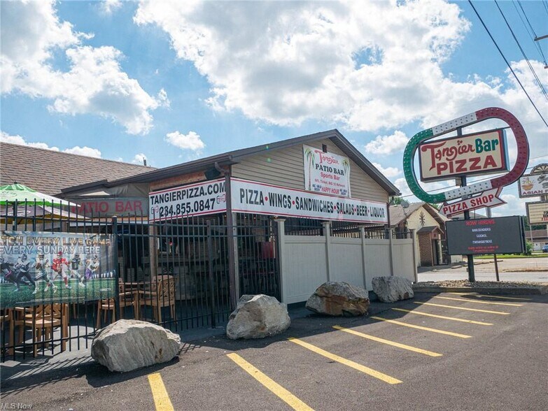 More Photos Of 880 Youngstown Poland Rd, Struthers Restaurant For Lease