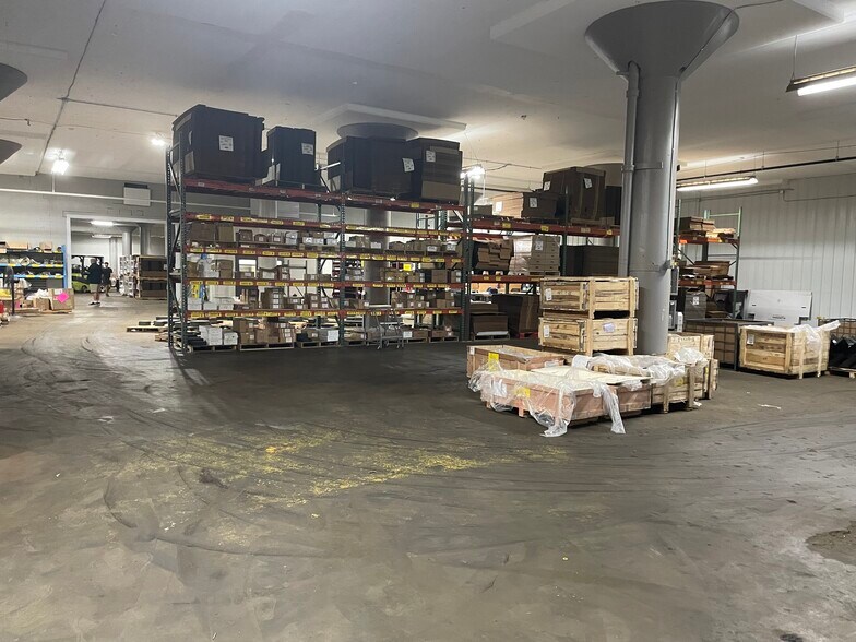 More Photos Of 1531 Tremont St, Cincinnati Manufacturing For Sale