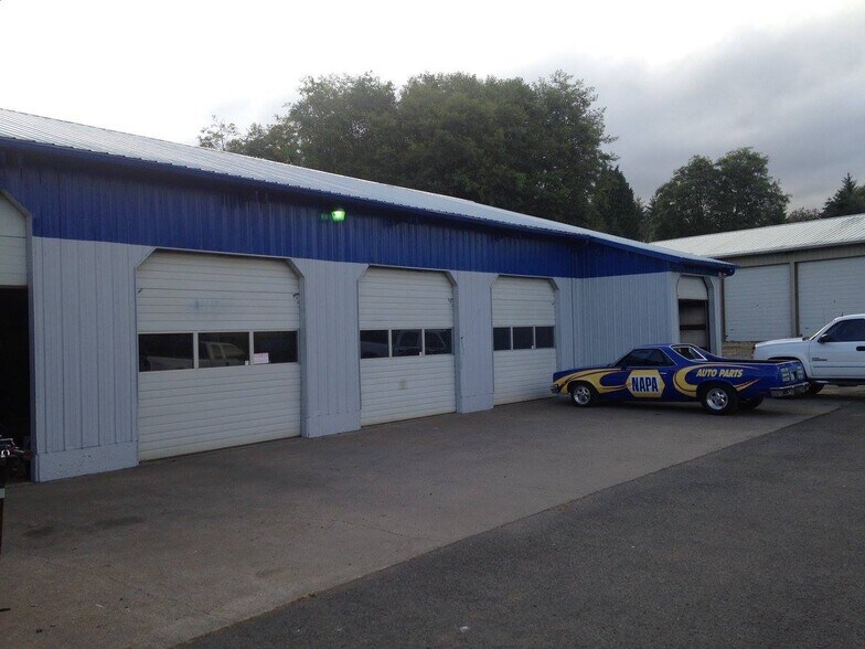 More Photos Of 305 E State Route 4, Cathlamet Auto Repair For Sale