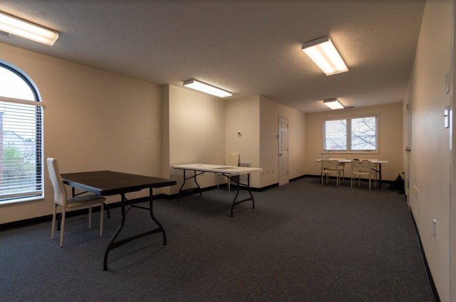 More Photos Of 6408 Brookstone Ln, Fayetteville Medical For Lease