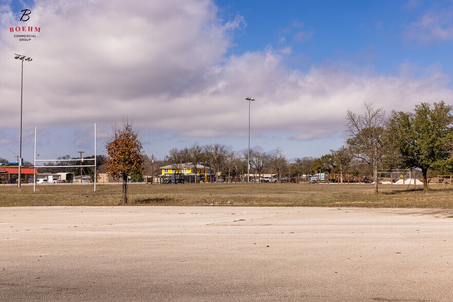 More Photos Of 601 Peterson Farm Rd, Kerrville Land For Sale