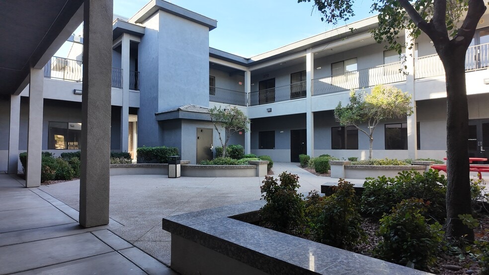 More Photos Of 1333 N Buffalo Dr, Las Vegas Office For Lease