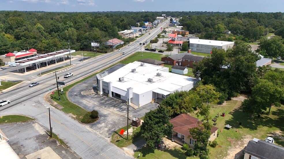 More Photos Of 3318 Mercer University Dr, Macon-Bibb Freestanding For Sale
