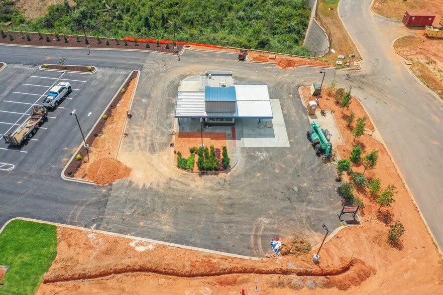 More Photos Of 4647 Clemson Blvd, Anderson General Retail For Sale