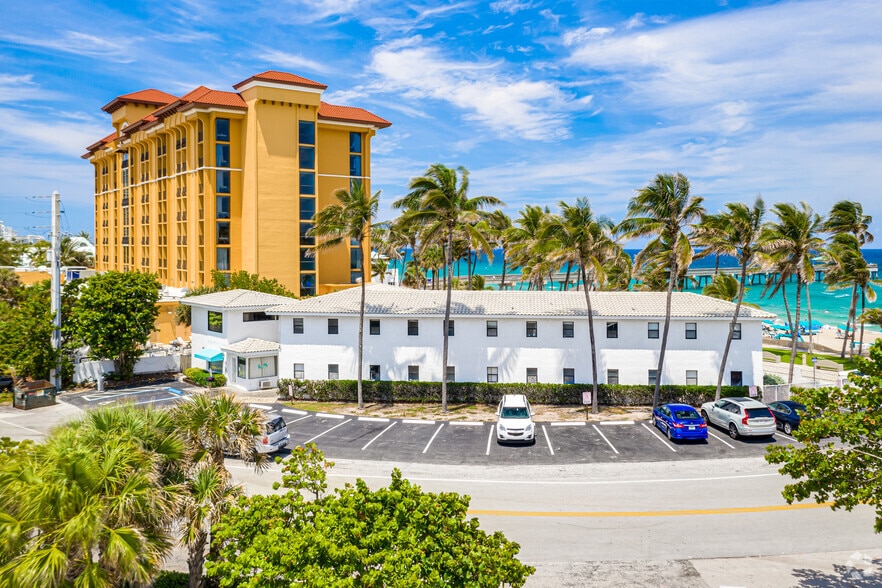 More Photos Of 100 NE 20th Ter, Deerfield Beach Hotel For Sale