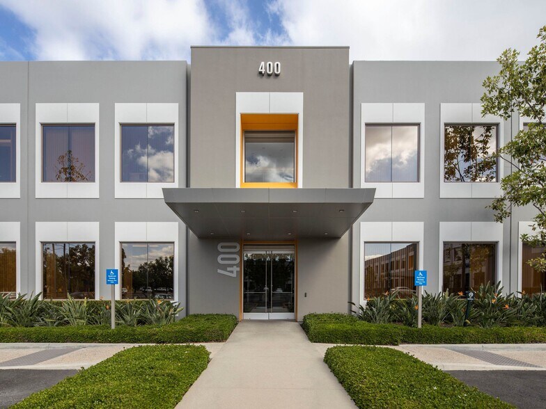 More Photos Of 200 Commerce Dr, Irvine Unknown For Lease