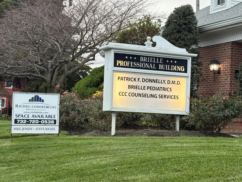 Primary Photo Of 105 Union Ave, Brielle Office For Lease