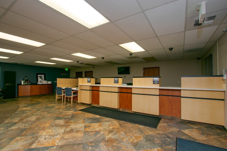 More Photos Of 4750 Granby Cir, Colorado Springs Bank For Sale