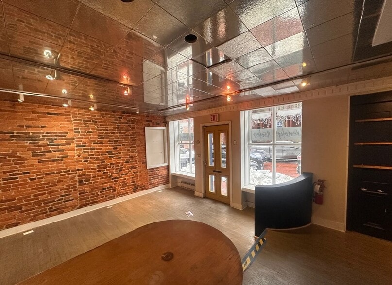 More Photos Of 234 Main St, Annapolis Storefront Retail Office For Lease