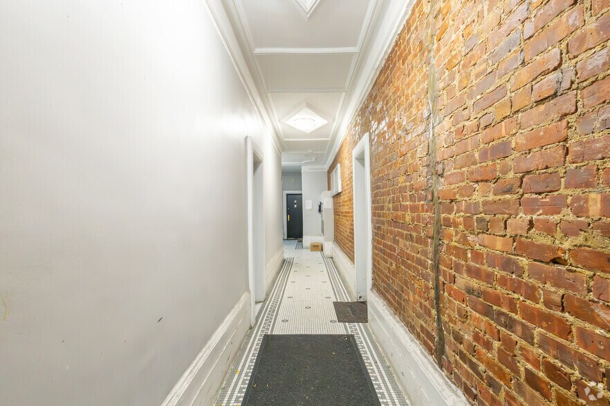 More Photos Of 174 W 137th St, New York Multifamily For Sale