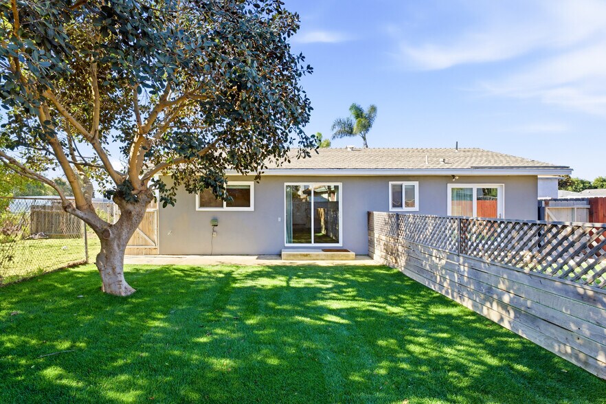 More Photos Of 2652 Jefferson St, Carlsbad Apartments For Sale