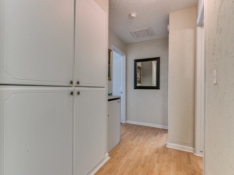 More Photos Of 16446 NE 23rd St, Choctaw Office Residential For Sale