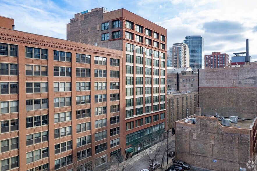 More Photos Of 633 S Plymouth Ct, Chicago Apartments For Sale