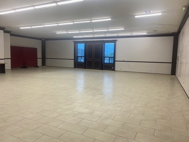 More Photos Of 211 N Citrus Ave, Covina Storefront Retail Office For Lease