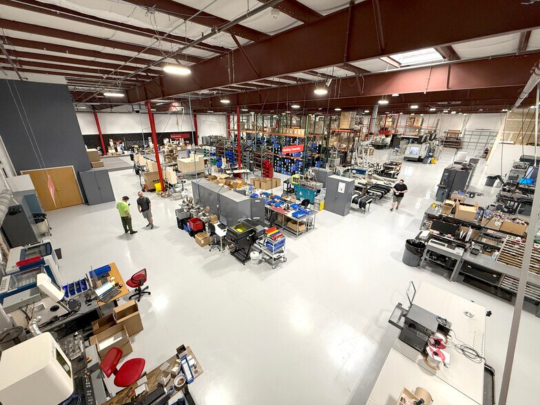 More Photos Of 7037 S High Tech Dr, Midvale Manufacturing For Sale