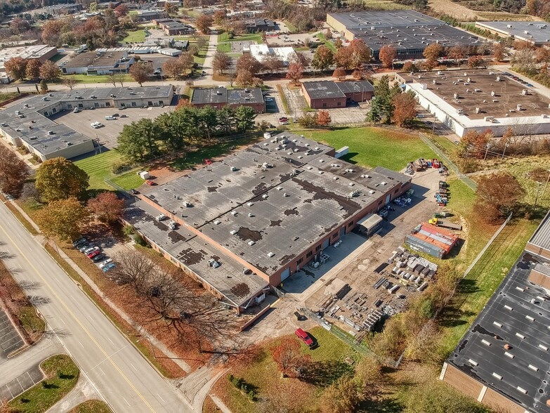 More Photos Of 150 Gamma Dr, Pittsburgh Light Manufacturing For Lease