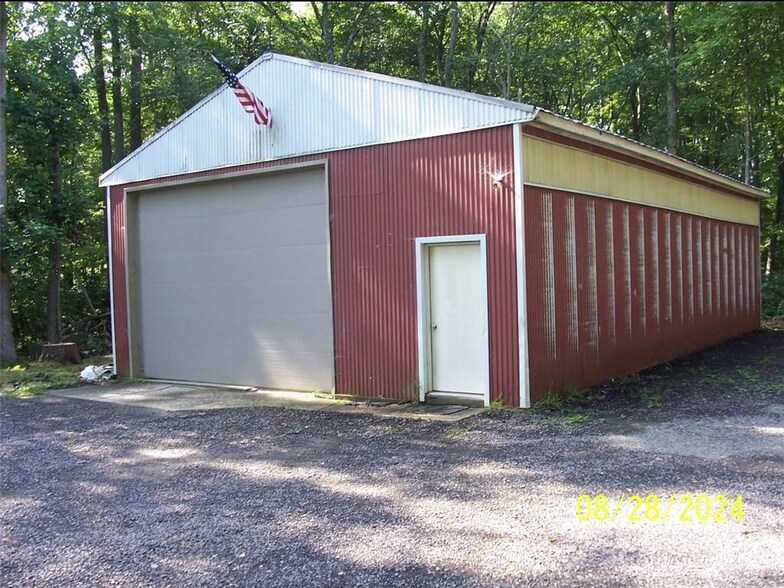 Primary Photo Of 121 Braddock Rd, Markleysburg Warehouse For Sale