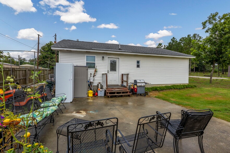 More Photos Of 128 Sandy Springs Ln, Lexington Manufactured Housing Mobile Home Park For Sale