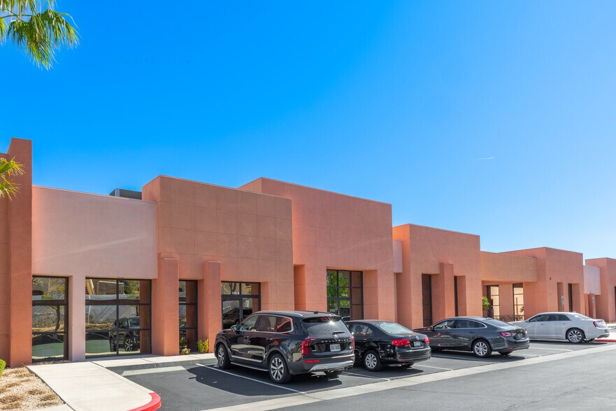 More Photos Of 181 N Arroyo Grande Blvd, Henderson Coworking Space